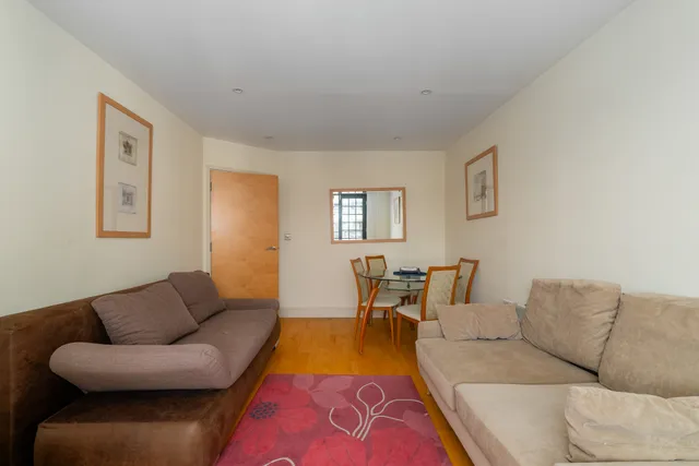Cayenne Court, London, SE1