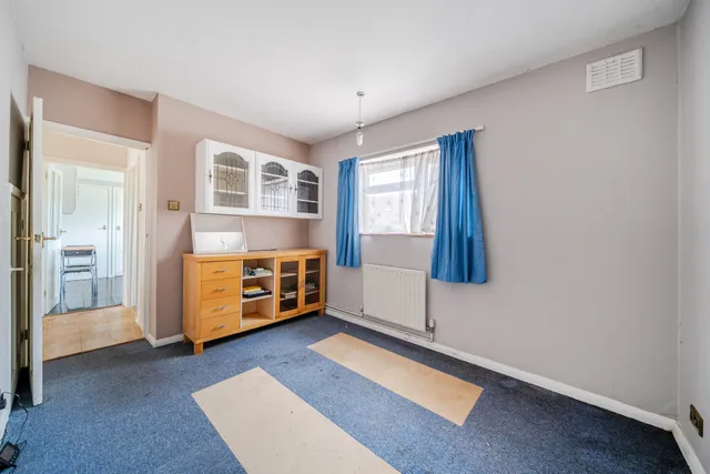 Grange Road, West Molesey, KT8