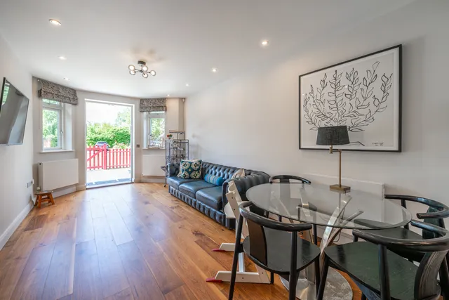 شارع Aylestone Avenue، لندن، NW6