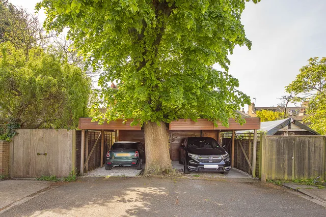 Kings Road, Kingston upon Thames, KT2