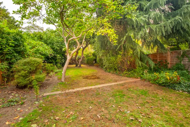 Park Road, Kingston Upon Thames, KT2