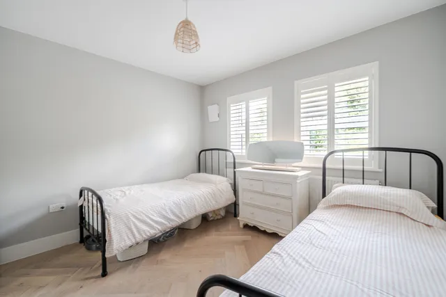 Brunswick Close, Epsom, KT17