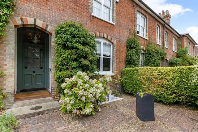 Sydney Road, Guildford, GU1