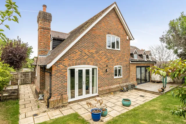 Peppersgate, Lower Beeding, RH13