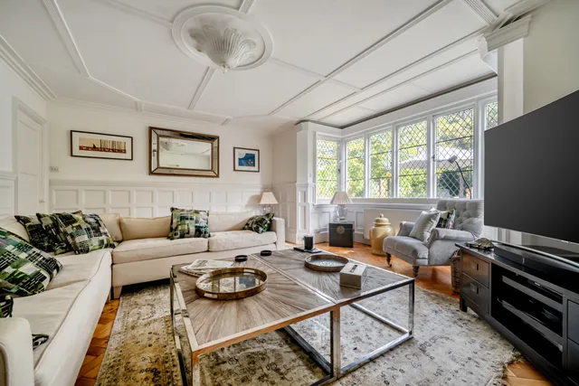 Lower Cookham Road, Maidenhead, SL6