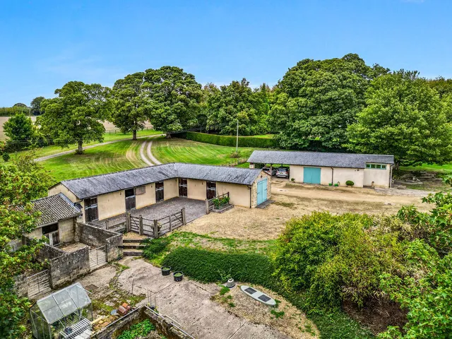 Leighterton, Tetbury, GL8