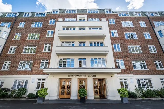 Pembroke Road, London, W8