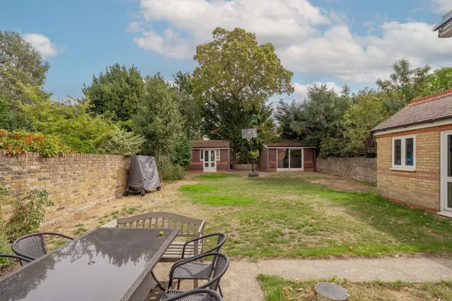 Denbigh Road, Ealing, W13