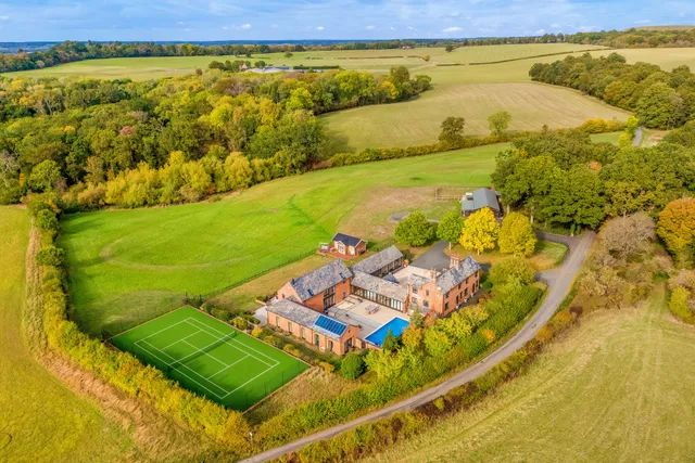 Walton Wood Farm, Walton, CV35