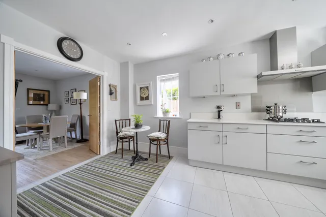 Maddoxwood, Chichester, PO19