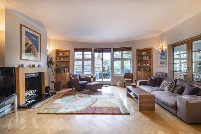 Albert Drive, London, SW19
