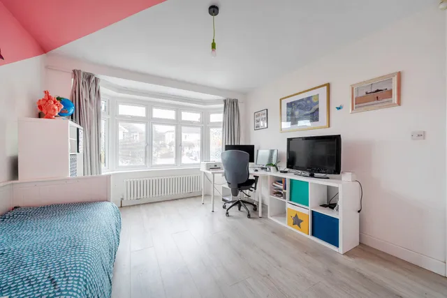 Craddocks Avenue, Ashtead, KT21