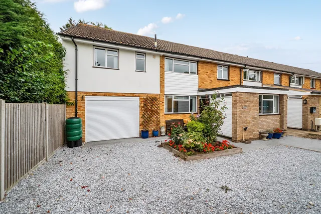 Wood Close, Windsor, SL4