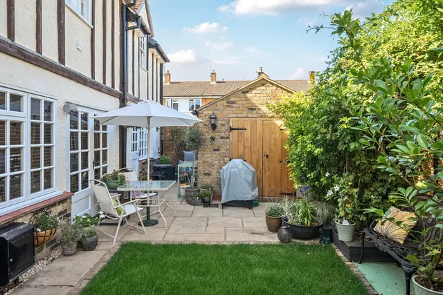 Talbot Street, Hertford, SG13