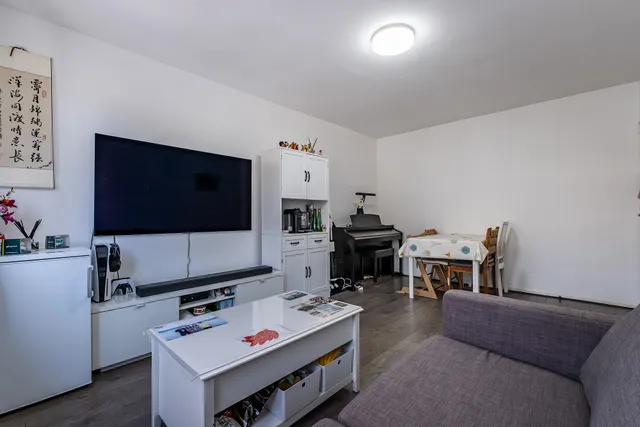 Netherwood Road, London, W14