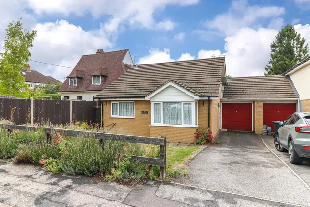 Windward Manor Road, Tring HP23 5DA
