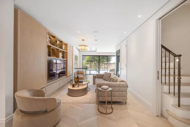 Stunning Refurbished House - Trevor Place, Knightsbridge, SW7