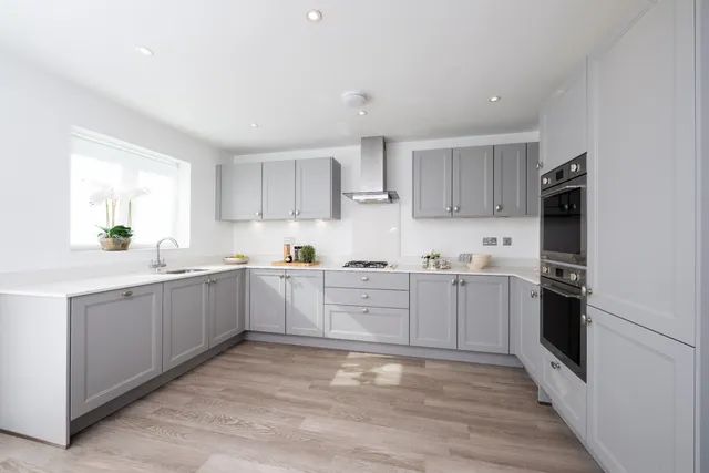 Plot 11 Woodside View, Bishops Green RG20 4HT