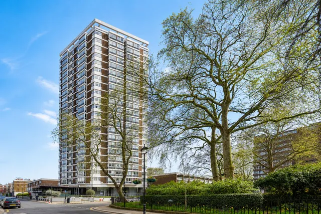 Flat 9, 25 Porchester Place, London W2 2PE