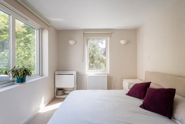 139 Brookmill Road, London SE8 4JH