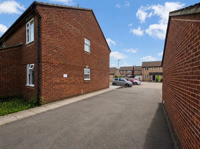 11 Ripplewood, Southampton SO40 4SH