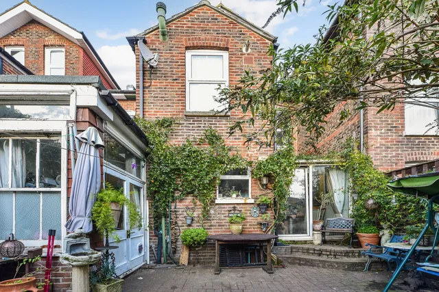 63 Goldsmith Avenue, Portsmouth PO4 8DX
