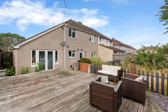 11 ROBIN Square, Hampshire SO50 9JZ
