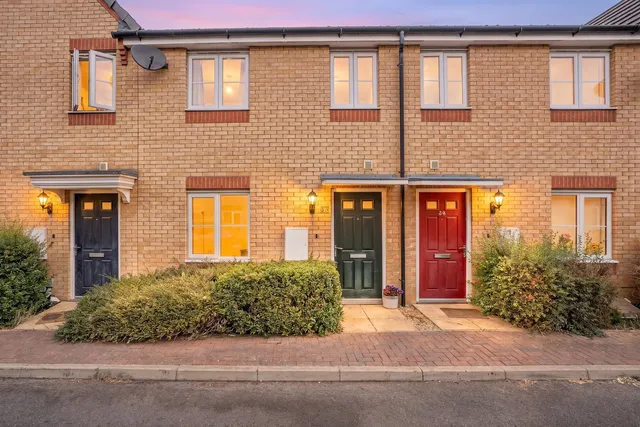 37 Brooklands Way, Bourne PE10 9GW