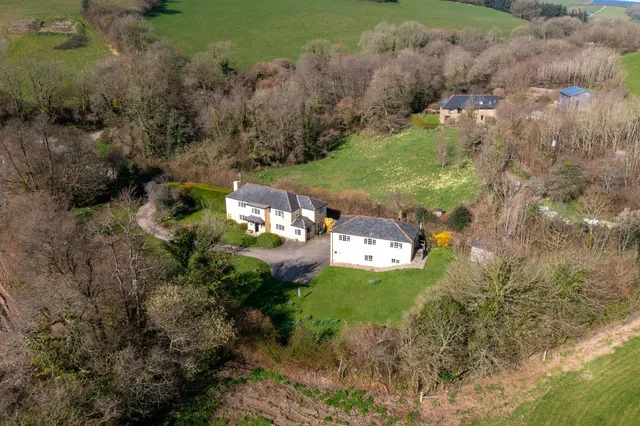 Little Woodland Nr Landscove, Newton Abbot TQ13 7LS