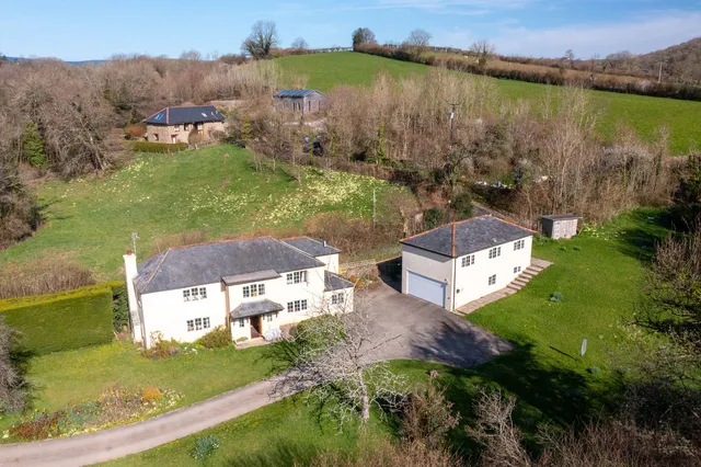 Little Woodland Nr Landscove, Newton Abbot TQ13 7LS