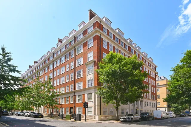 Bryanston Court, George Street, Marylebone, W1H