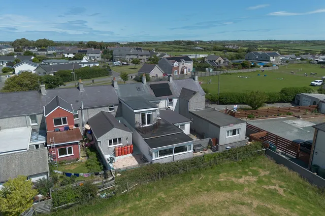3 Glangors Terrace, Ty Croes LL63 5SP